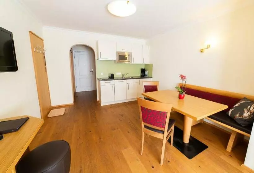 Aparthotel Hirschenau