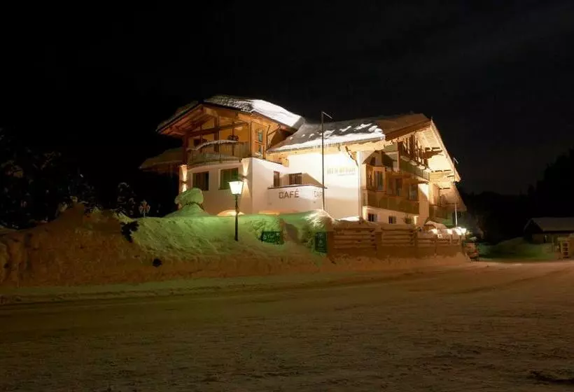 Aparthotel Hirschenau