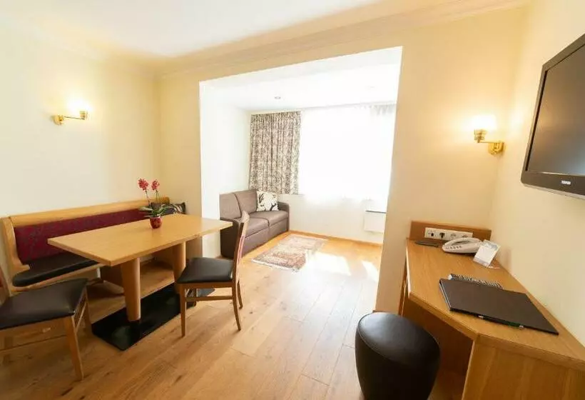 Aparthotel Hirschenau
