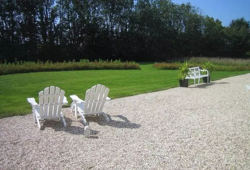 Aamiaismajoitus (B&B) Bambou Lodge