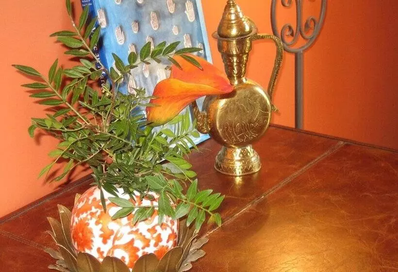 Aamiaismajoitus (B&B) Bambou Lodge