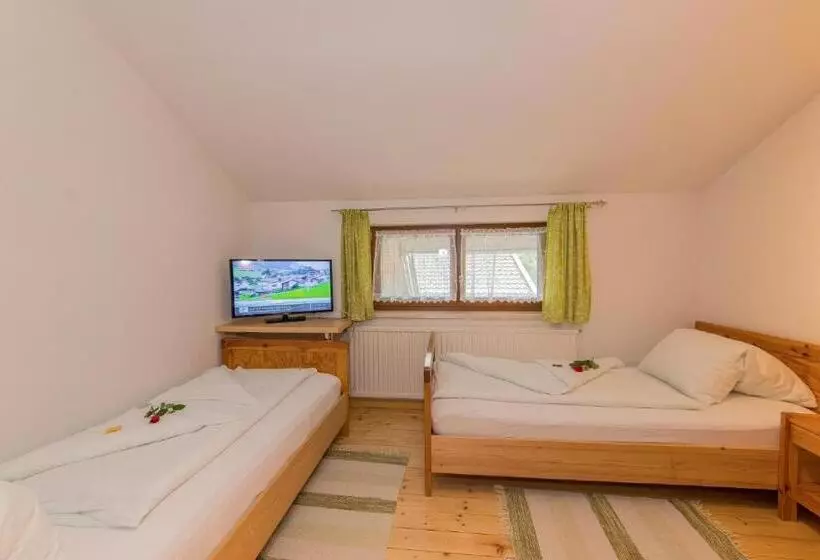 ベッドアンドブレックファースト Pension Rieder