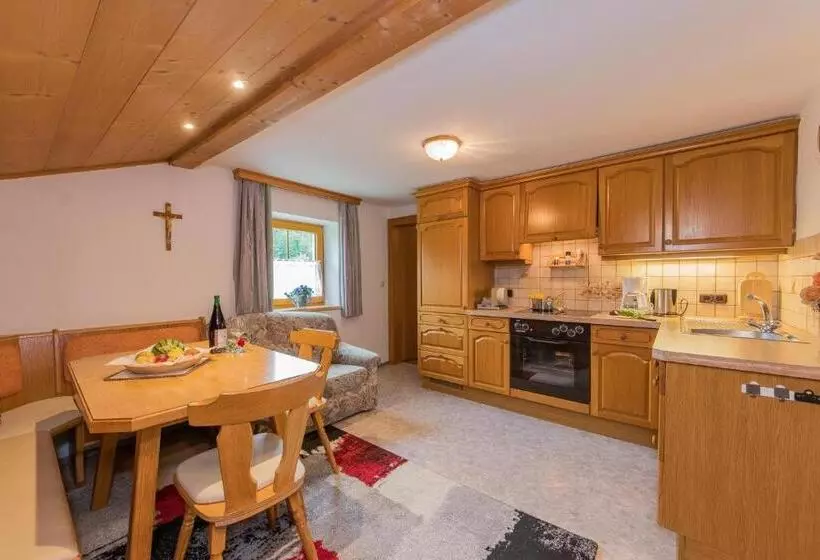 ベッドアンドブレックファースト Pension Rieder