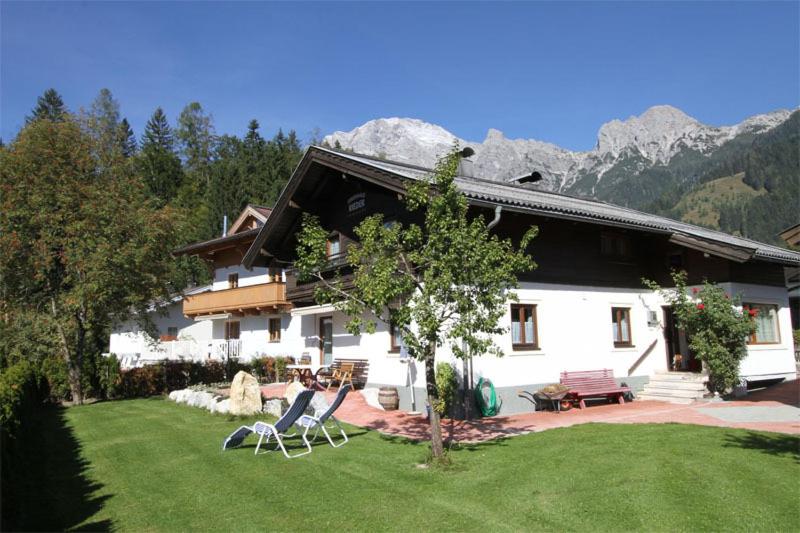 مبيت وإفطار Pension Rieder