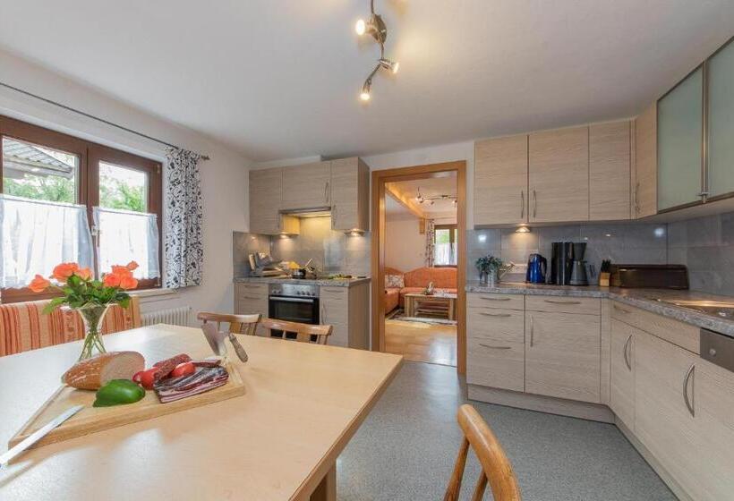 مبيت وإفطار Pension Rieder