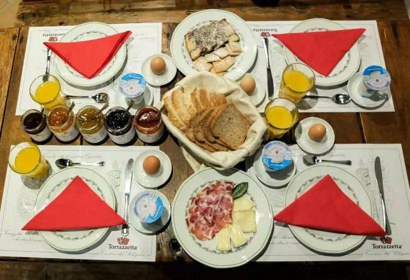 هتل Agriturismo Torrazzetta