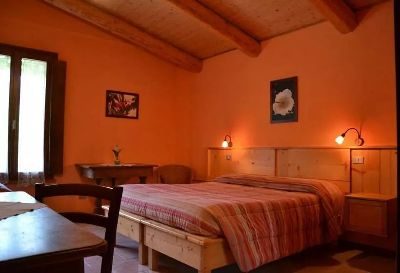 هتل Agriturismo Torrazzetta