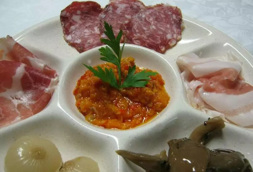 هتل Agriturismo Torrazzetta