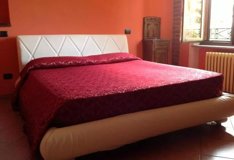 هتل Agriturismo Tre Tigli