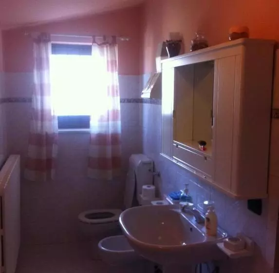 هتل Agriturismo Tre Tigli