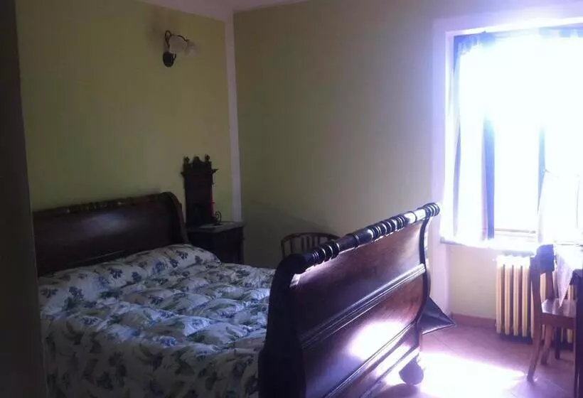 هتل Agriturismo Tre Tigli