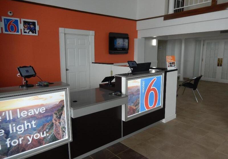 Motel 6 Portland, Tx