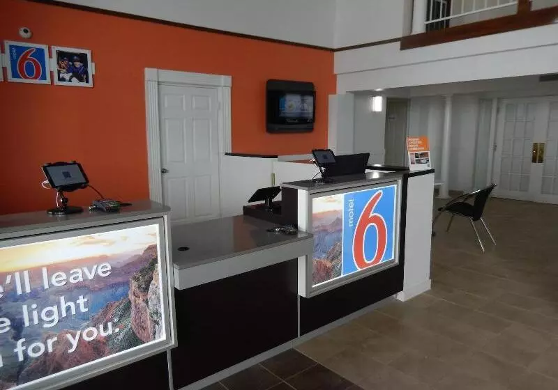 Motel 6 Portland, Tx