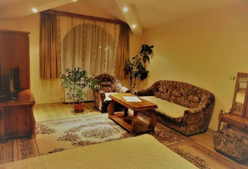 پانسیون Boyadjiyski Guest House