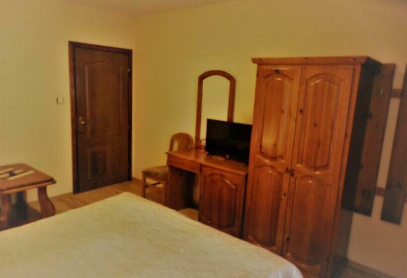 פנסיון Boyadjiyski Guest House