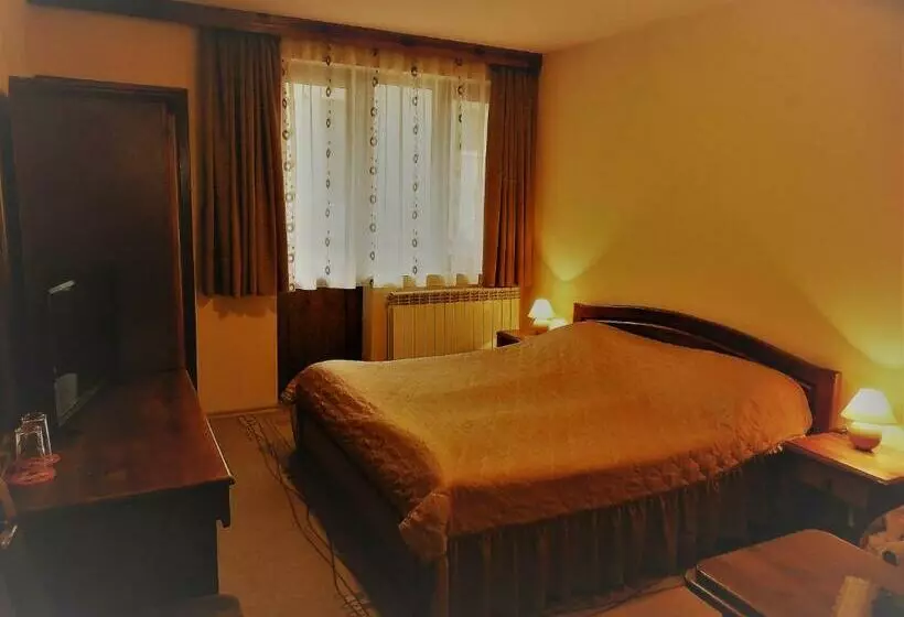 پانسیون Boyadjiyski Guest House