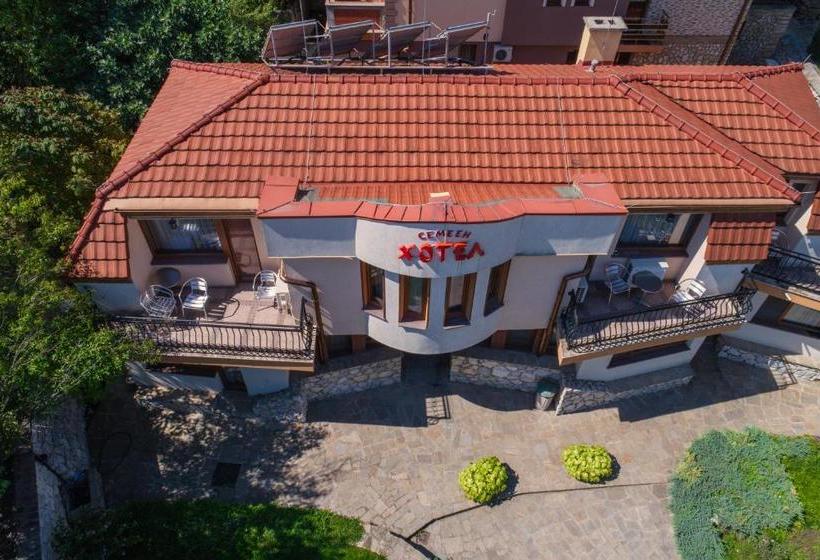 بنسيون Family Hotel Bunara