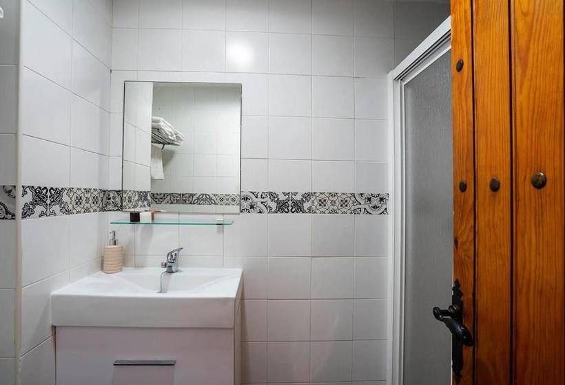 بنسيون Hostal Plaza De Italia