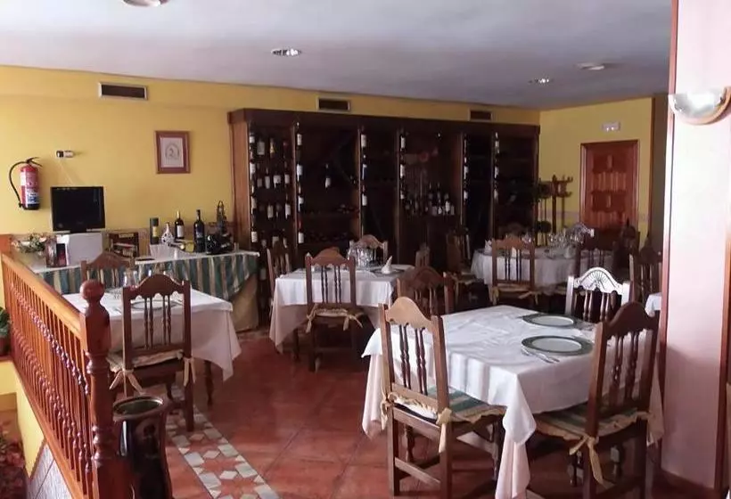 ペンション Hostal Restaurante San Antolín