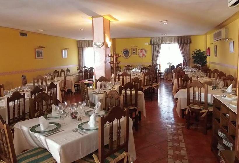 پانسیون Hostal Restaurante San Antolín