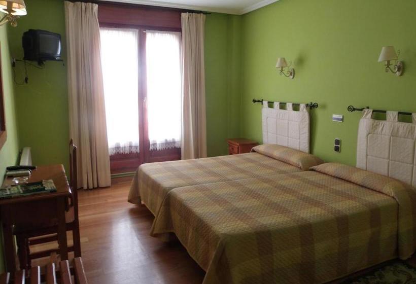 پانسیون Hostal Restaurante San Antolín