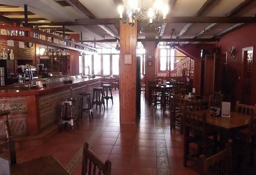 پانسیون Hostal Restaurante San Antolín