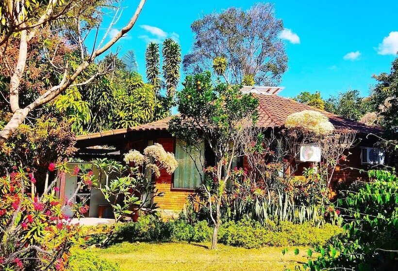 پانسیون Pousada Alfa E ômega