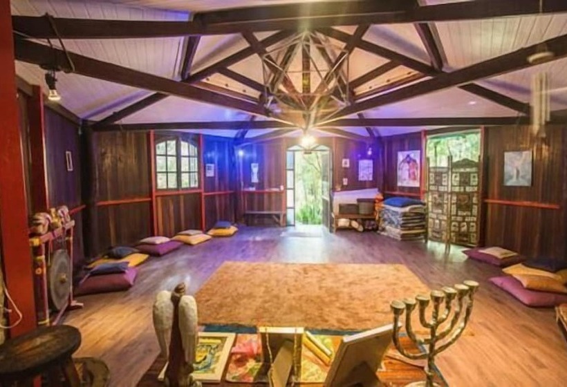 پانسیون Pousada Alfa E ômega