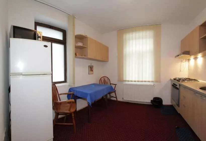 Majatalo Vila Acvila