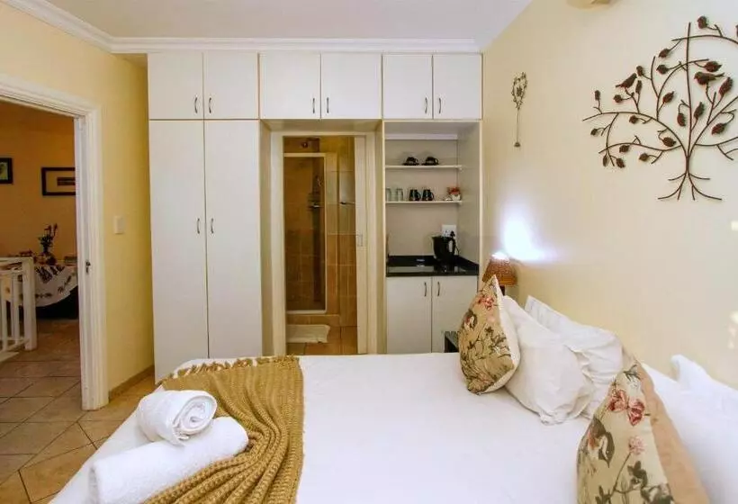 ペンション Virginia Forest Lodge