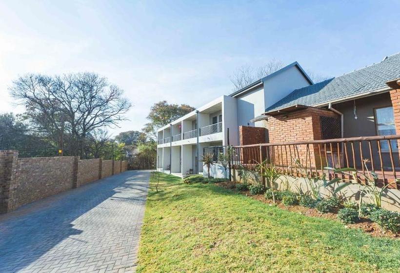 Pension The Wild Peach Menlyn