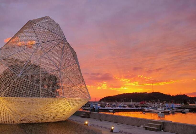 ペンション Yado Seven Beach