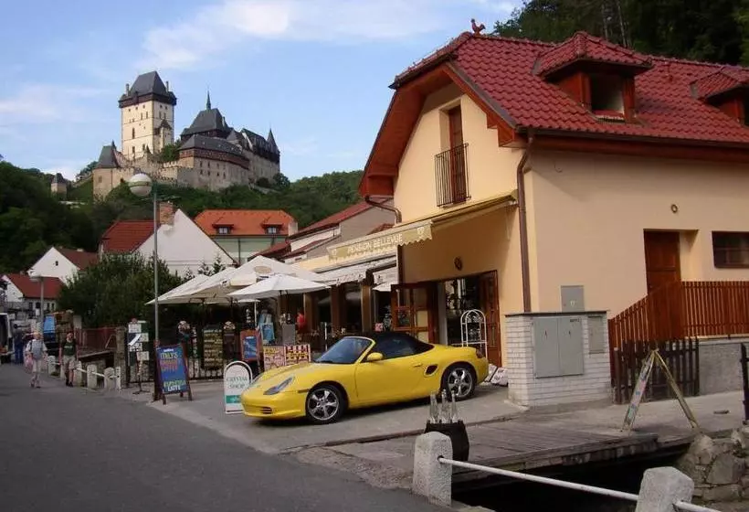 Pension A Restaurace Vyhlídka