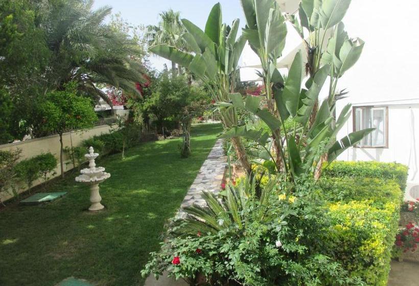 Tsialis Hotel Apartments