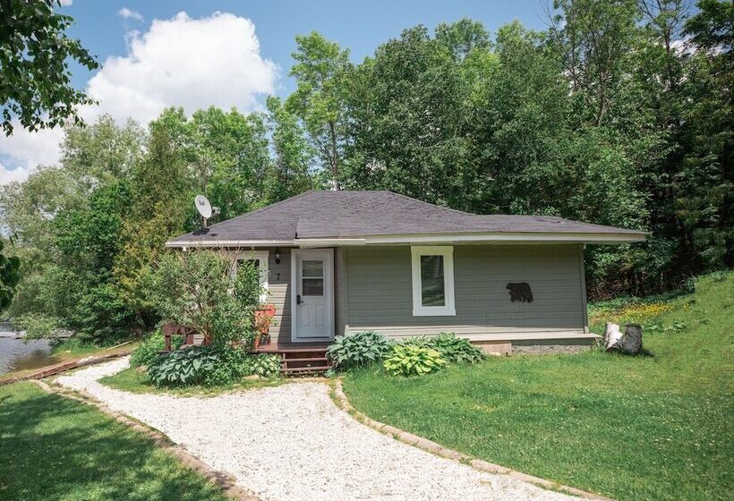 فندق صغير Bonnie View Inn