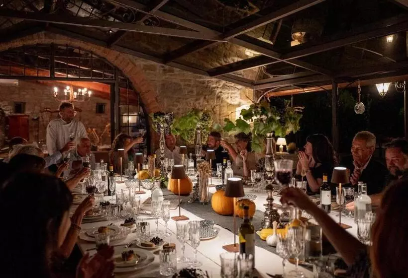 ホテル Agriturismo I Pagliai