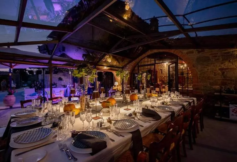 ホテル Agriturismo I Pagliai