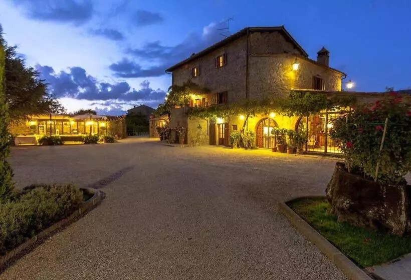 ホテル Agriturismo I Pagliai
