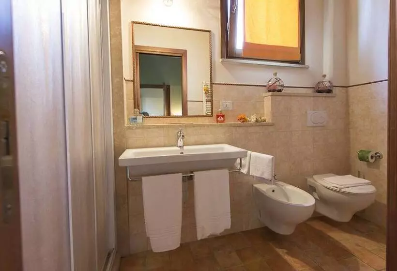 Hotelli Agriturismo Il Pelago