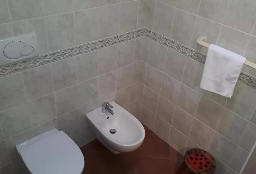 ホテル Agriturismo La Ginestra