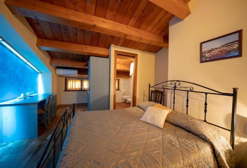 בית מלון כפרי Agriturismo La Ginestra