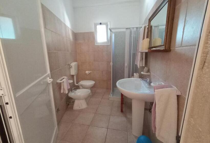 هتل Casa Colonica Liliane B&b