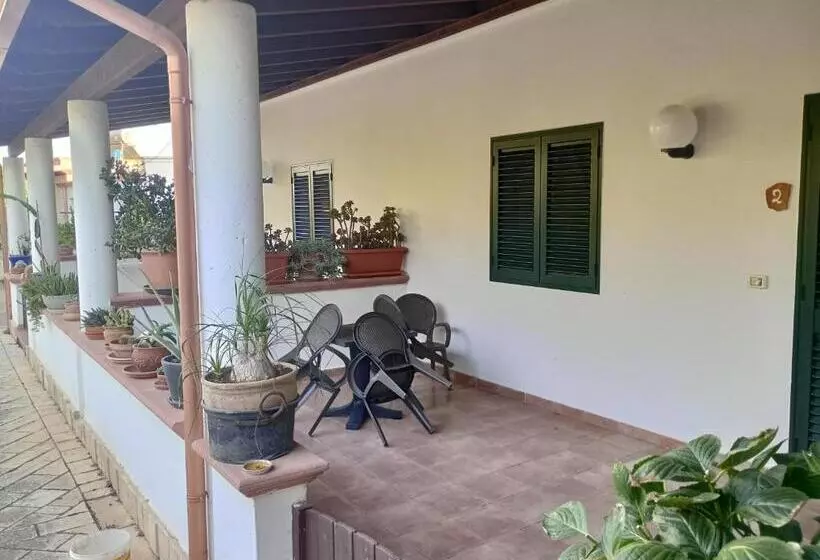 هتل Casa Colonica Liliane B&b
