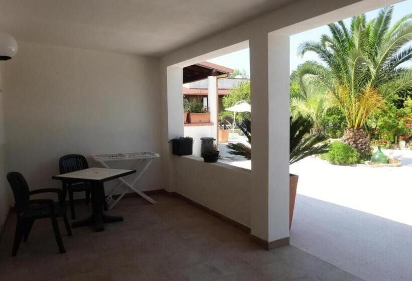 هتل Casa Colonica Liliane B&b