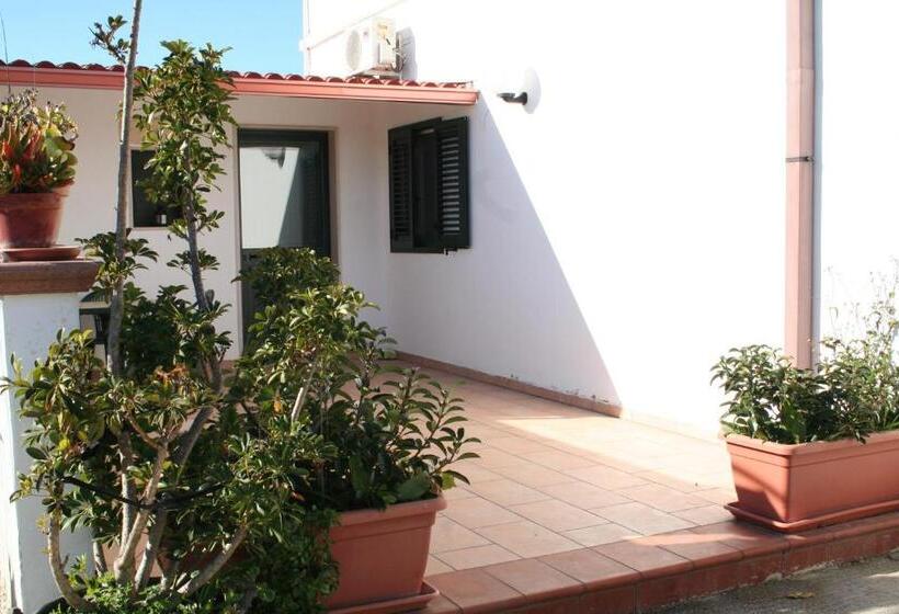 هتل Casa Colonica Liliane B&b