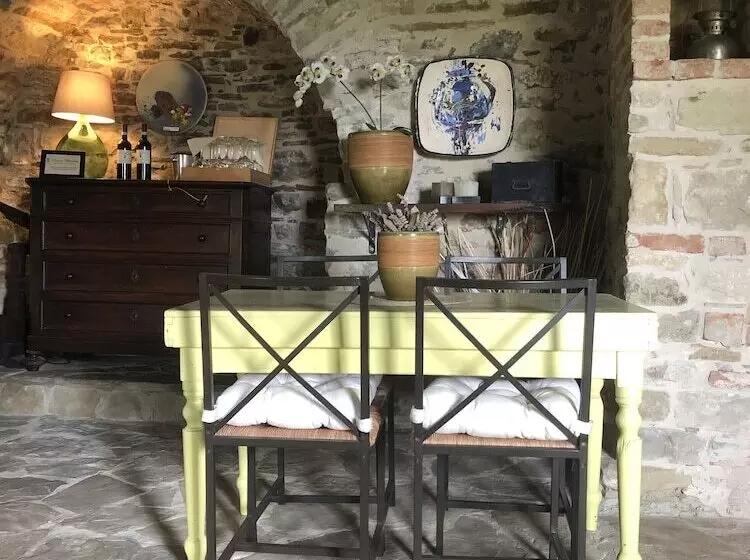 Hotelli Cascina Bertolotto Wine Resort