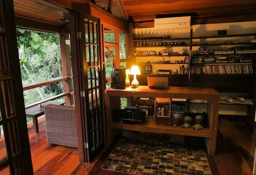 Majatalo Atlantica Jungle Lodge