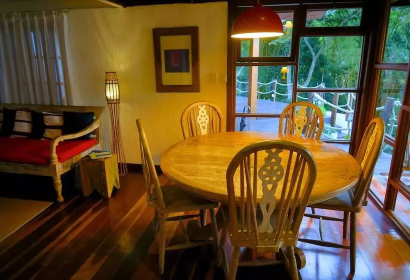 Majatalo Atlantica Jungle Lodge