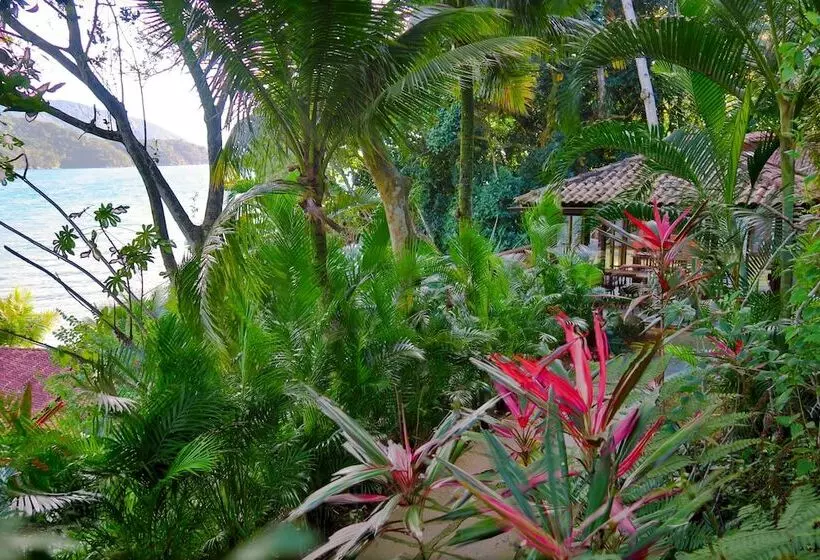 Majatalo Atlantica Jungle Lodge