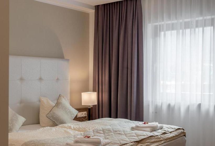 پانسیون Gasthof Ambachhof